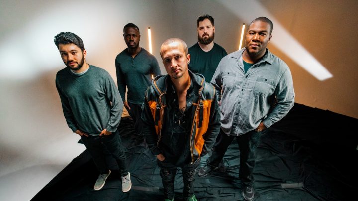 DIAMONDS TO DUST, nouveau single « Voices Beneath The Noise » à découvrir, nouvel album dispo