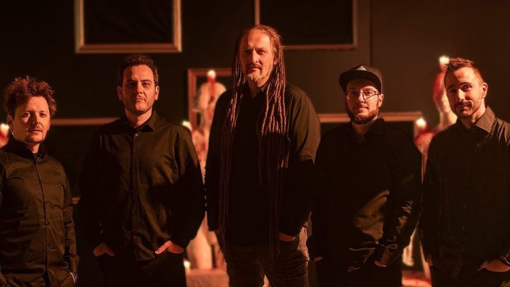 SNAP BORDER, nouveau vidéoclip « (V)ampire » à découvrir