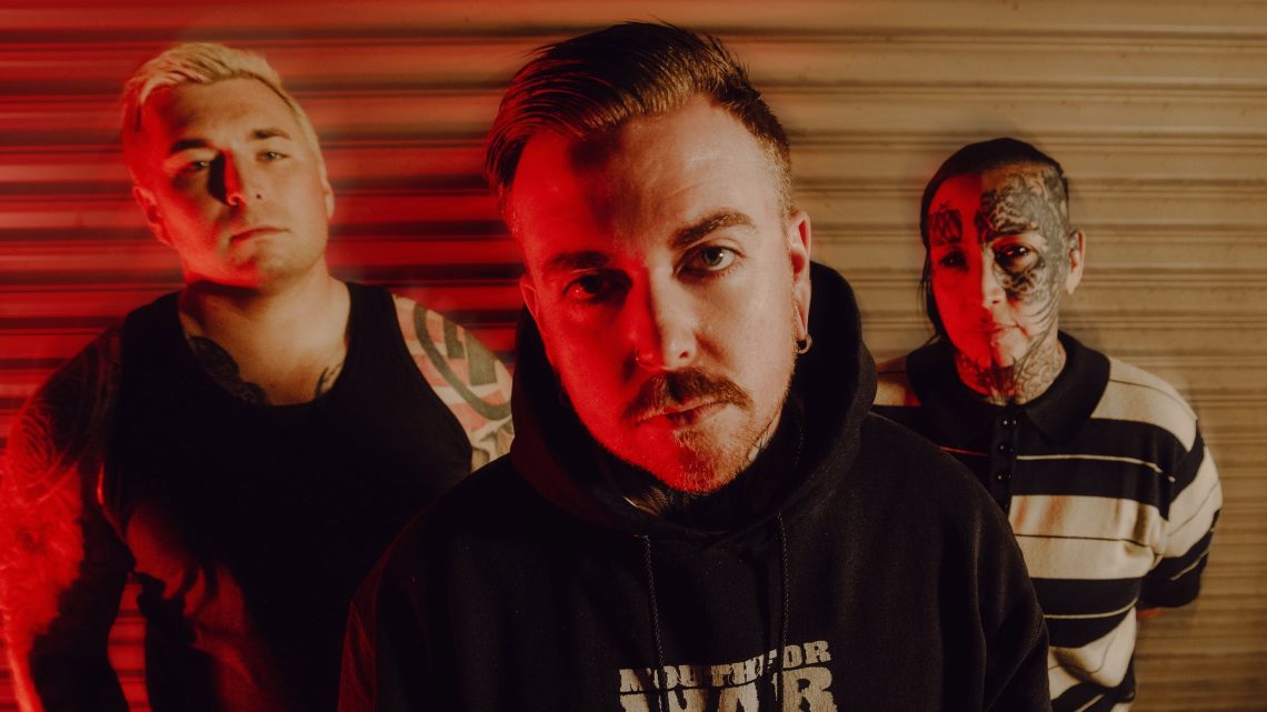SALTWOUND, nouveau vidéoclip « Pound of Flesh » ft. Mugshot à découvrir
