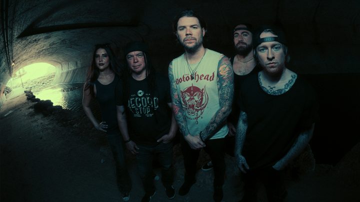 SALIVA, nouveau vidéoclip « Breaking Through » à découvrir, nouvel album dispo