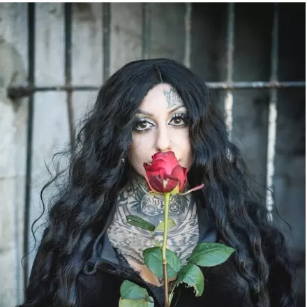 Smells like poison - Addams theme