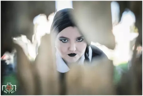 Smells like poison - Addams theme