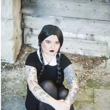 Smells like poison - Addams theme