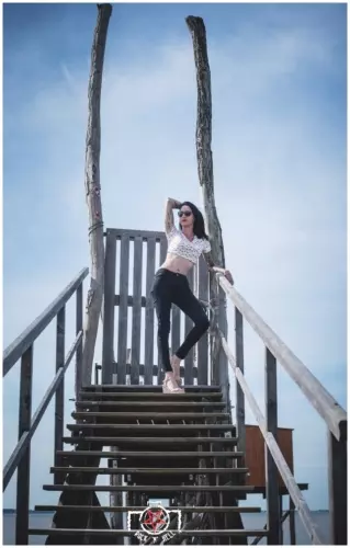 Fanny - Seaside