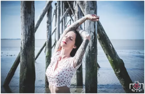 Fanny - Seaside