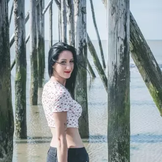 Fanny - Seaside