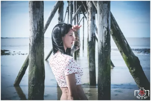 Fanny - Seaside