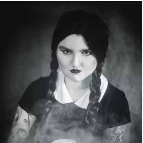 Smells like poison - Addams theme