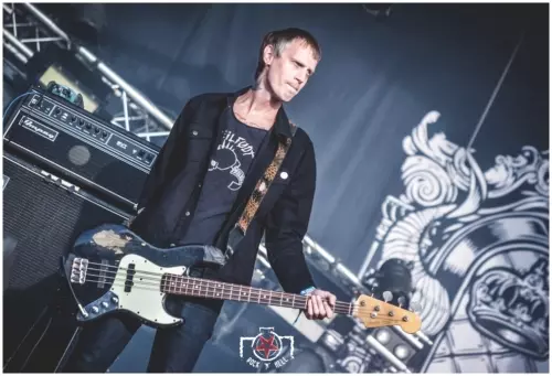 Hellfest 2018 - Day III - Gluecifer