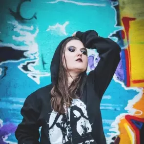 Mary LIVING DEAD GIRL
