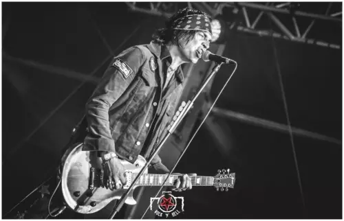 Hellfest 2018 - Day III - Gluecifer