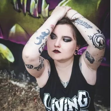 Mary LIVING DEAD GIRL