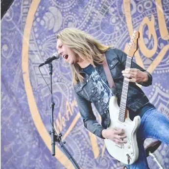 Hellfest 2015 - DAY I - We Are Harlot