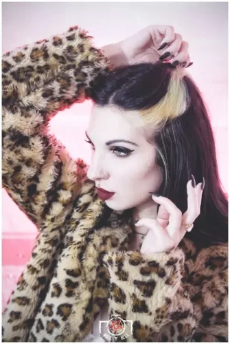 Solène R., BURNING DESIRE
