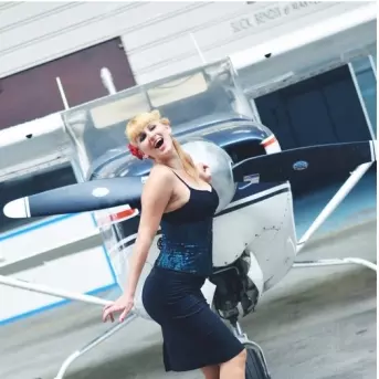 Ludy, FLYING TO HOLIDAYS