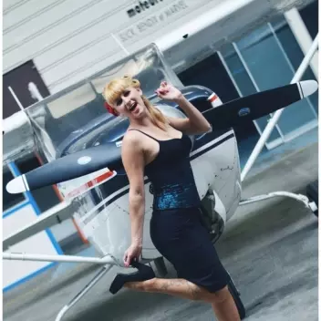 Ludy, FLYING TO HOLIDAYS