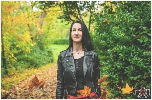 Autumn Falling