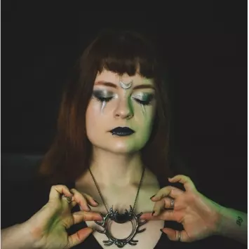 Nolwenn, FILLE D'HEL