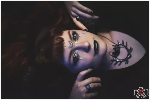 Nolwenn, FILLE D'HEL