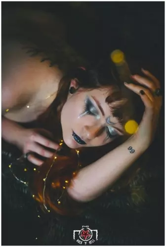Nolwenn, FILLE D'HEL