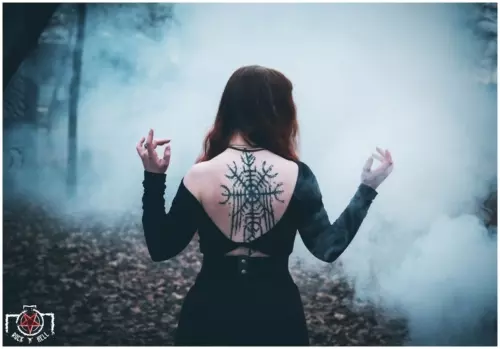 Nolwenn, HELLRAISER