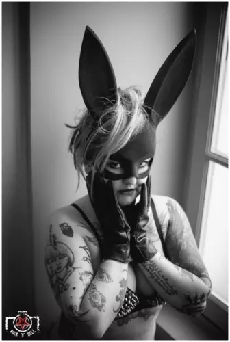 Mary FOLLOW THE BLACK RABBIT