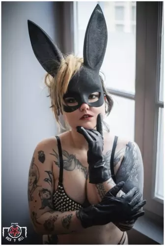 Mary FOLLOW THE BLACK RABBIT