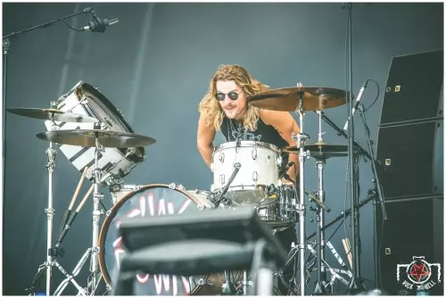 Tyler Bryant & The Shakedown @ Hellfest 2022
