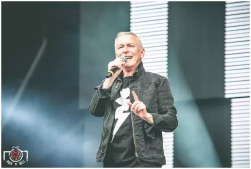 Thunder @ Hellfest 2022