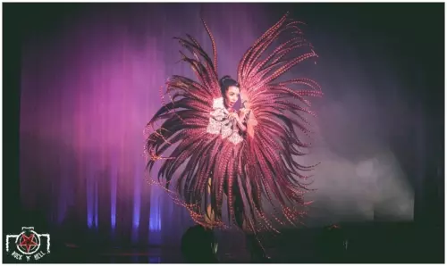 Dita Von Teese, Glamonatrix show @ Théâtre Fémina, Bordeaux 12.05.22
