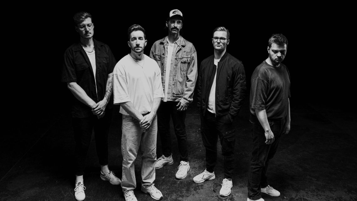 ELWOOD STRAY, nouveau vidéoclip « Neon Fade » à découvrir, nouvel album dispo