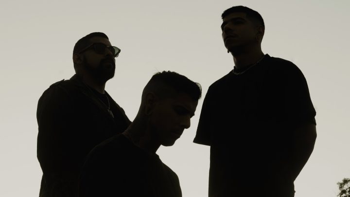 UPON A BURNING BODY, nouveau vidéoclip « Voices in the Dark » à découvrir