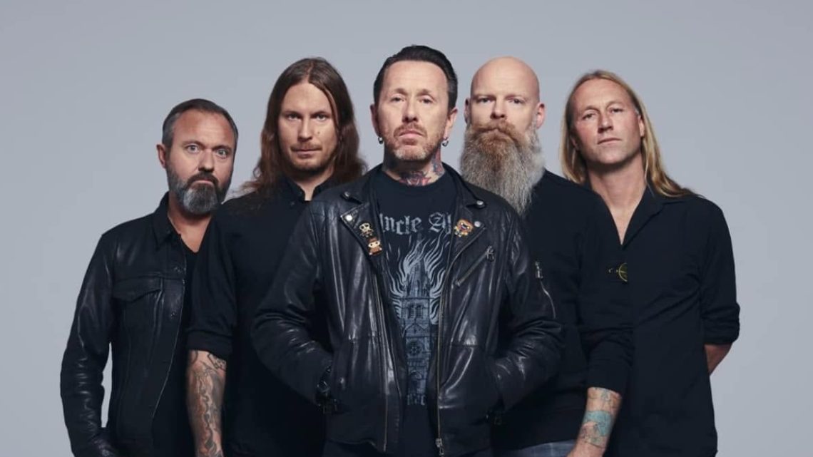 AUDREY HORNE, nouveau vidéoclip « Insanity » à découvrir, nouvel album annoncé, 2 dates en france