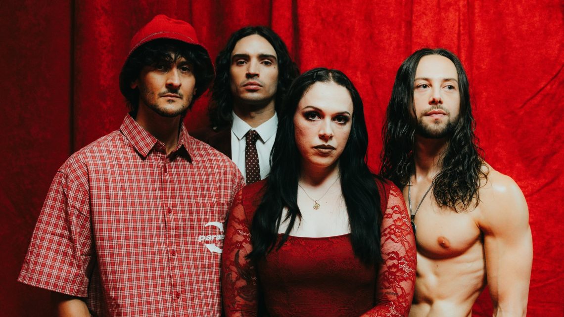 UNPEOPLE, nouveau vidéoclip « Friends » à découvrir, premier album cette année