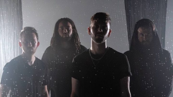 SLEEPTALKER, signature chez Tough Luck Music, nouveau vidéoclip « Fractures » à découvrir