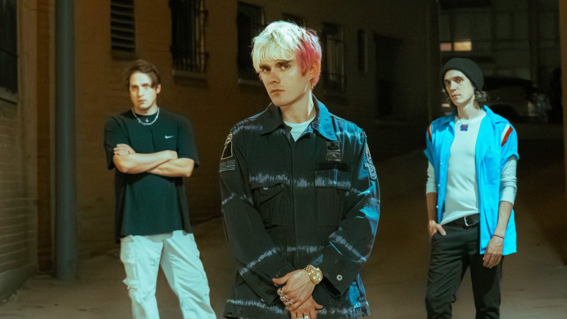 WATERPARKS, nouveau vidéoclip « TELL ME WHY » à découvrir, nouvel album dispo
