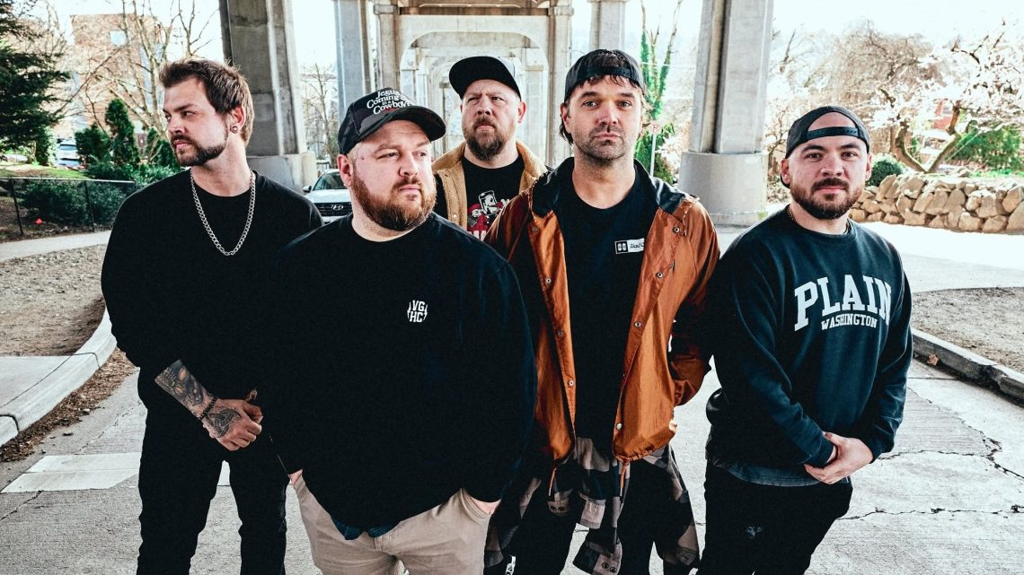 DRAGGED UNDER, nouveau vidéoclip « Razor&rsquo;s Edge Collapse » à découvrir, nouvel album annoncé