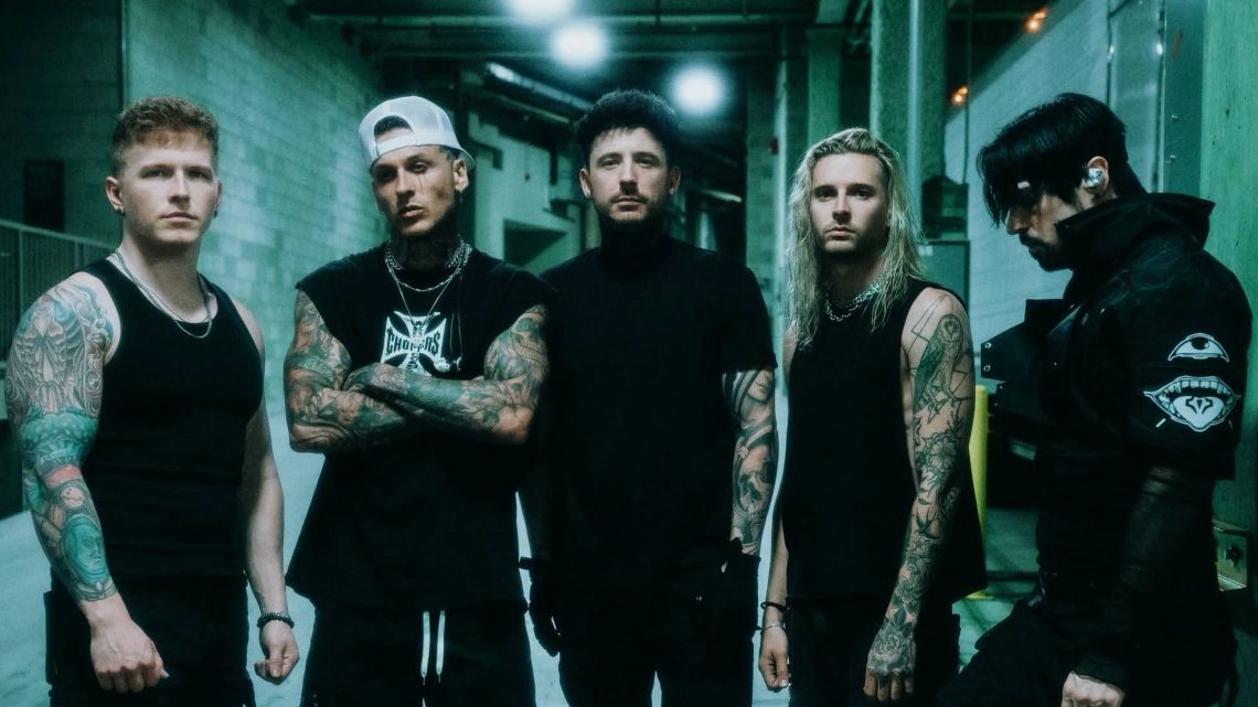 FROM ASHES TO NEW, nouveau vidéoclip « Love Me » à découvrir, edition deluxe de leur dernier album annoncée