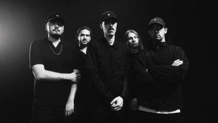 SAMYRA, nouveau vidéoclip « Bury Me in Red » à découvrir