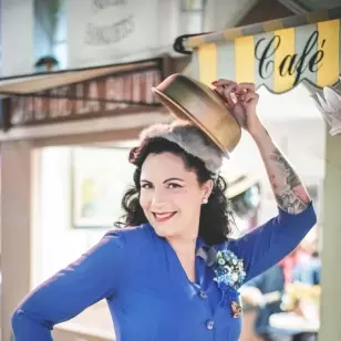 Marion - Gracefully