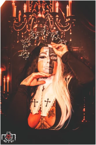 Crowned-In-Shadows-22