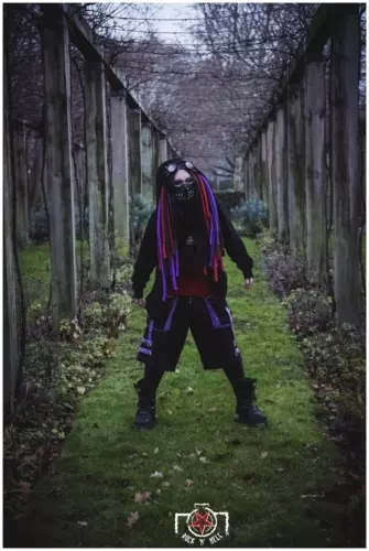 Rose Noire, C.Y.B.E.R.I.N.G