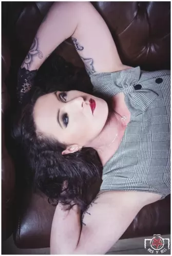 Annabel B., SOMEWHERE IN TIME