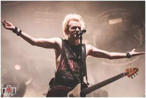 Hellfest 2019 - Day I - SUM 41