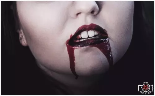Halloween - Chapter I - VAMPYRES (HAIL THE APOCALYPSE))