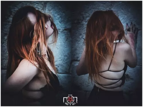 Halloween - Chapter I - VAMPYRES (BITE ME)
