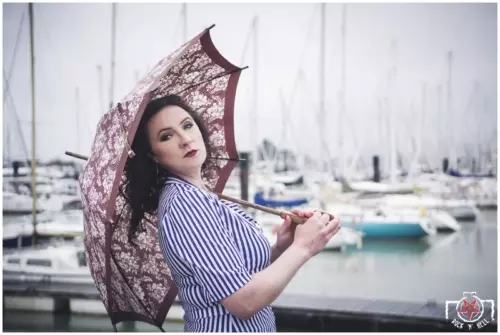 Annabel B., DO YOU SEA ME?