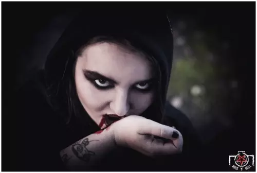Halloween - Chapter I - VAMPYRES (HAIL THE APOCALYPSE))