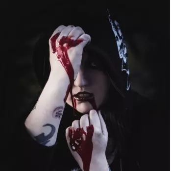 Halloween - Chapter I - VAMPYRES (HAIL THE APOCALYPSE))