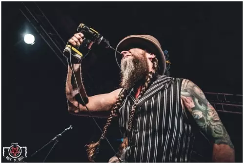 Hellzapoppin Circus Sideshow @ Les abattoirs, Cognac 22.03.2018